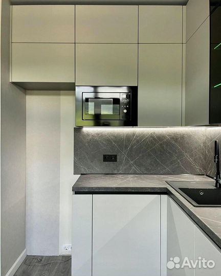 Шкафы купе на заказ в спальню