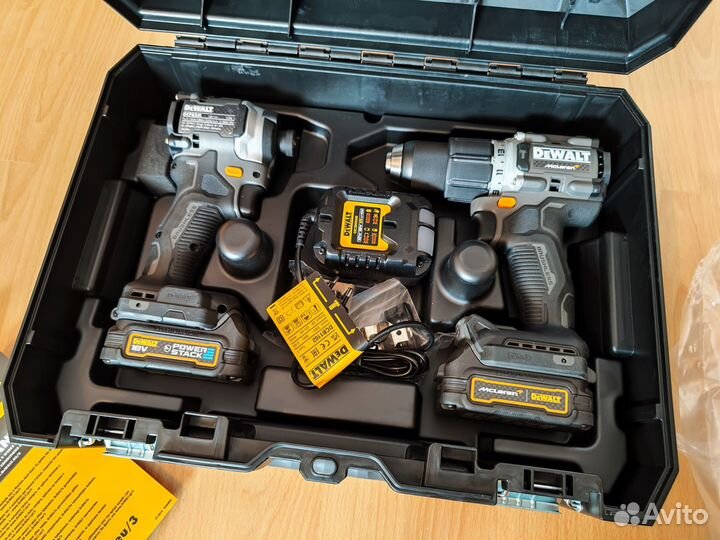 Набор инструмента DeWalt McLaren