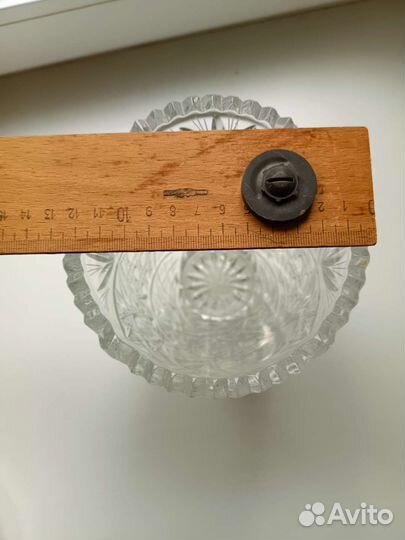 Хрустальная вазас подносом