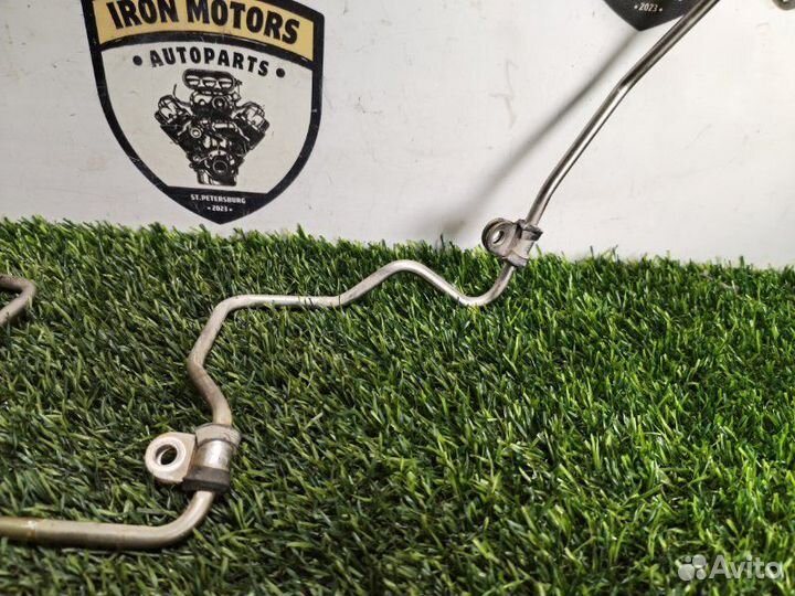 Трубка топливная Audi S8 4H2 cgta 2012