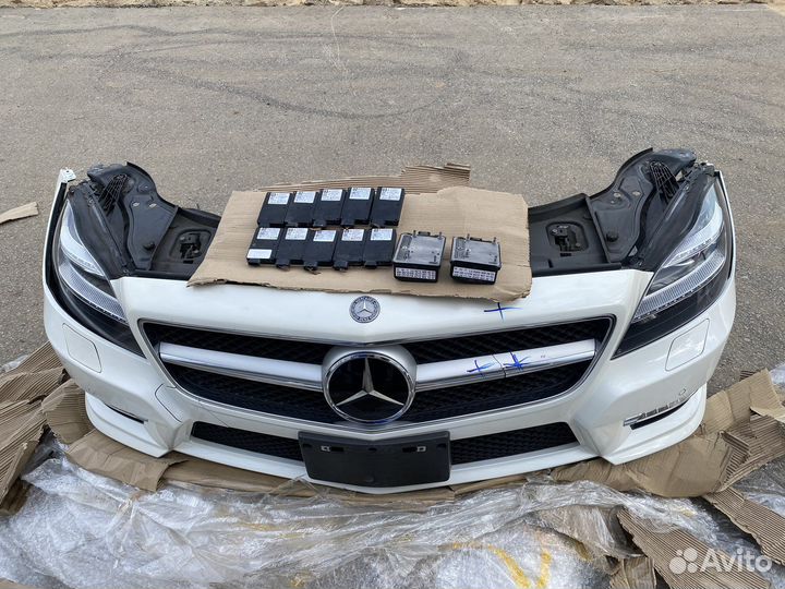 Радарный датчик сенсор слепой зоны Meesedes Benz