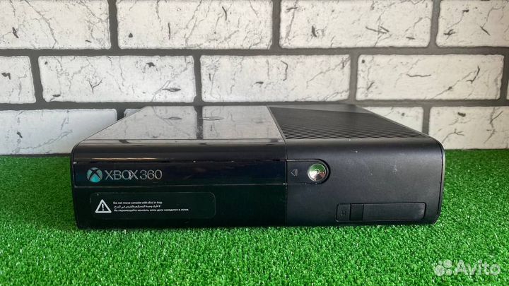 Xbox 360, сенсор Kinect + диски