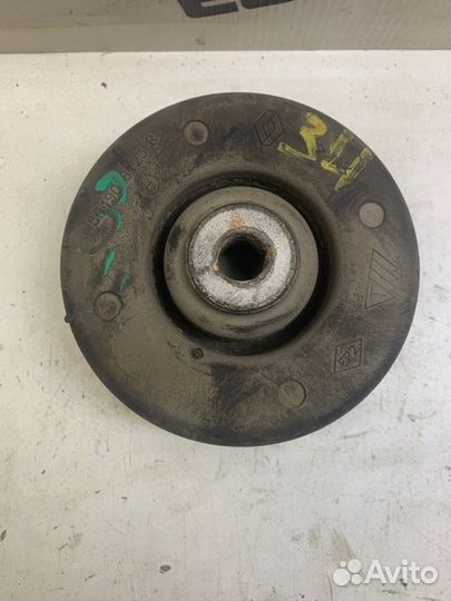 Опора стойки передняя правая Renault Duster