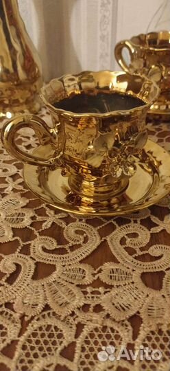 Чайный сервиз с позолотой
