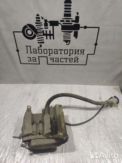 Бачок омывателя Range Rover Vogue L322