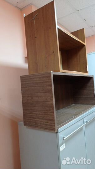 Полки навесные