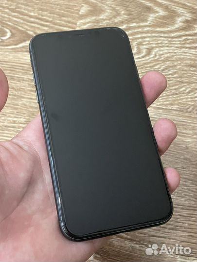 iPhone 11