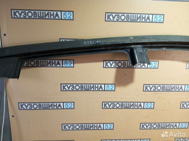Верх часть правой боковины SsangYong Kyron (05-15г