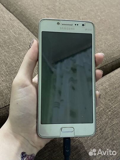 Телефон Samsung galaxy j2