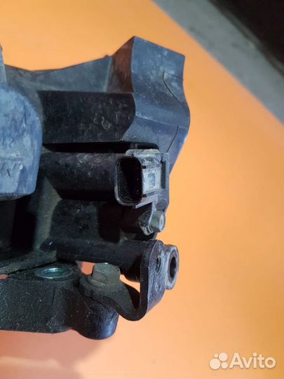 Впускной коллектор на Honda Civic 5D