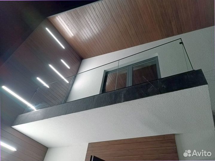 Ограждение балкона из стекла