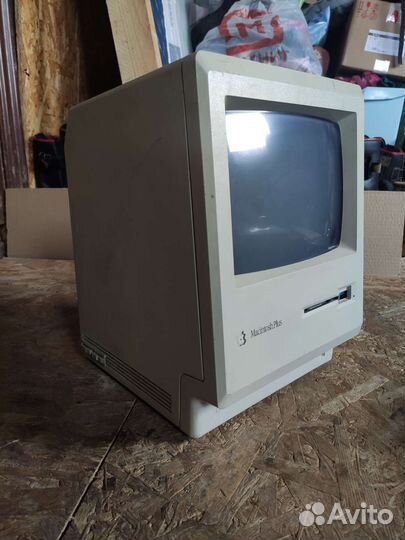 Apple Macintosh Plus 1Mb модель M0001