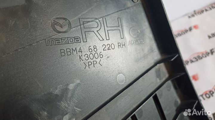 Mazda 3 BL Обшивка стойки средней, правая, нижняя