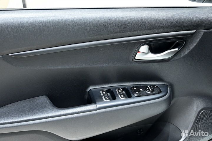 Kia Rio 1.6 AT, 2018, 99 007 км