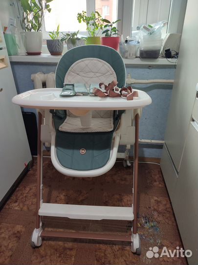 Стульчик для кормления happy baby