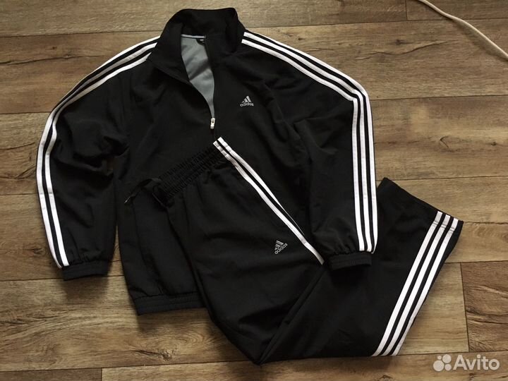 Спортивный костюм adidas essentials