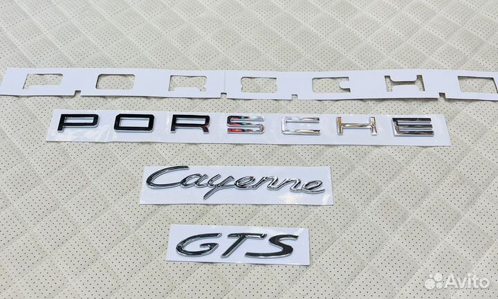 Комплект эмблем Porsche Cayenne GTS на багажник