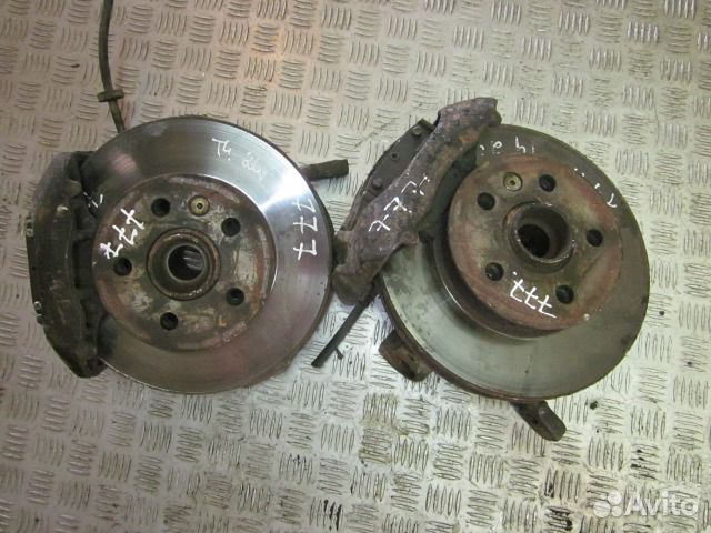 Кулак поворотный для Фольксваген Транспортер Т4