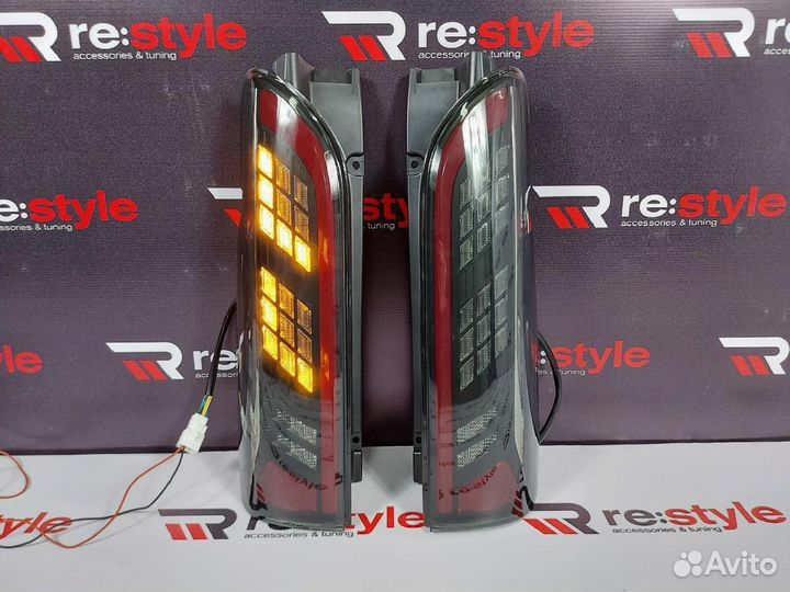 Стопы Toyota Hiace 200 Vland U2258