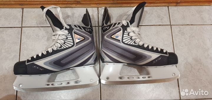 Коньки ccm vector 04 skates