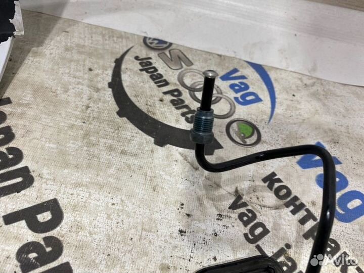 Трубка тормозная передняя правая Audi A6 C7 chva