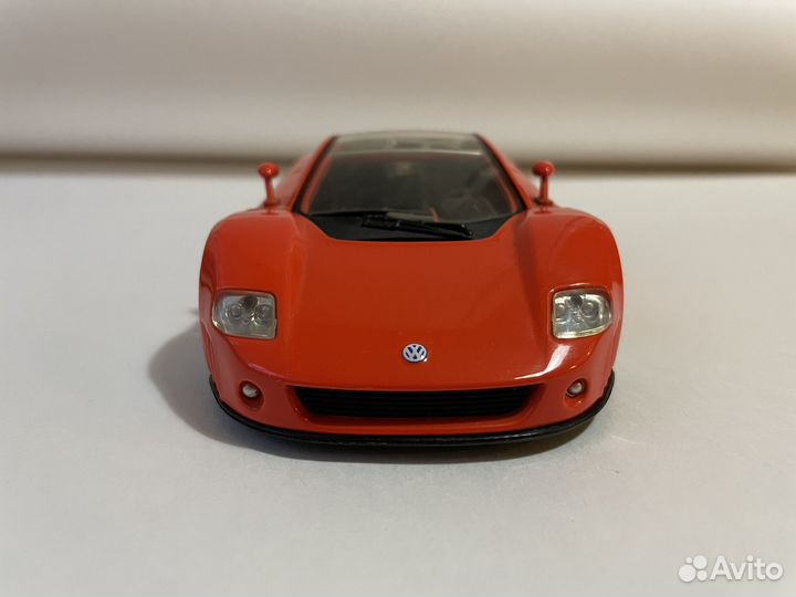 Коллекционная модель Volkswagen Nardo 1:24 MotorMa