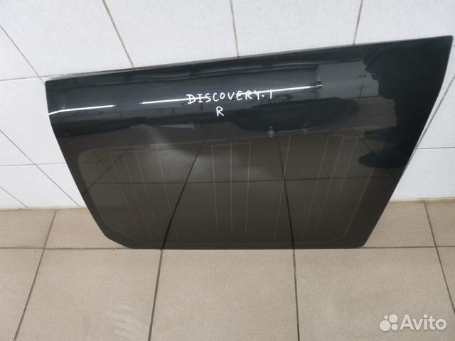 Стекло глухое зад правое Land Rover Discovery 3
