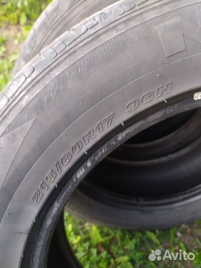 Nexen Classe Premiere 672 215/60 R17