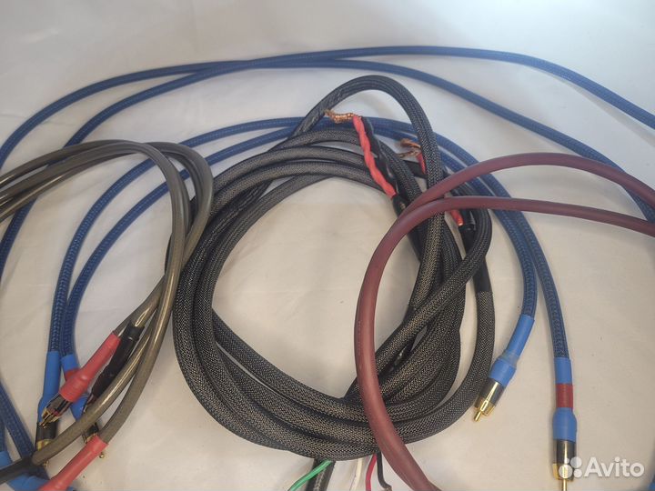 Комплекта аудиофильских кабелей для аудио