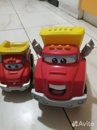 Грузовики Чак из мультика