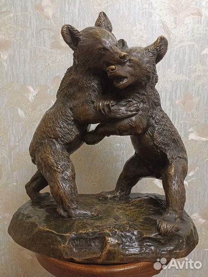 Скульптура «Играющие медвежата» бронза 19 век