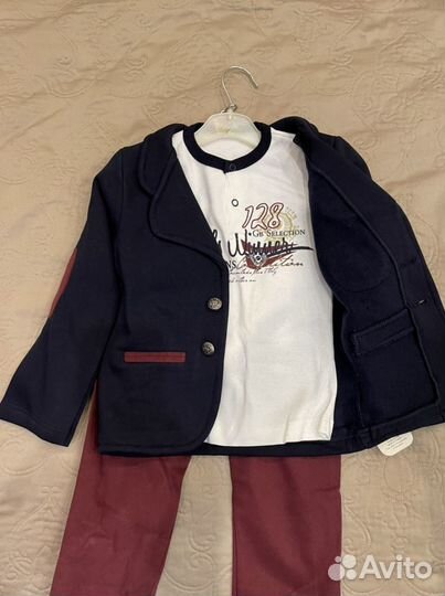 Модный костюм