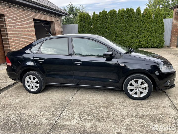 Volkswagen Polo 1.6 AT, 2012, 145 000 км