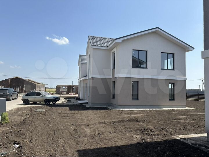 Таунхаус 120 м² на участке 3,2 сот.