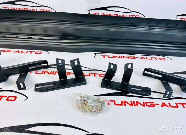 Подножки Toyota Highlander (XU 70 )