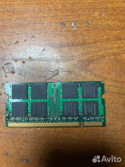 Оперативная память Kingston sodimm 1Gb
