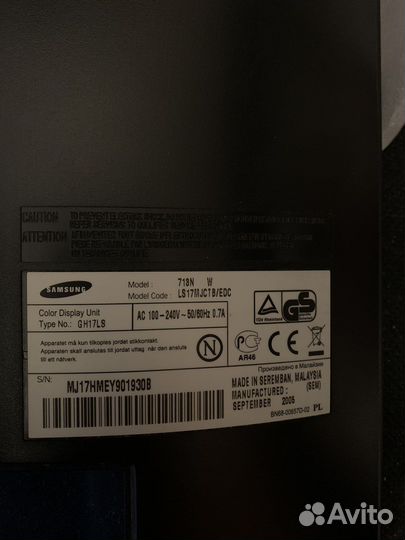 Монитор Samsung SyncMaster 713N