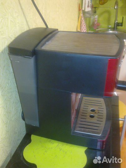 Кофеварка рожковая polaris