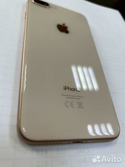 iPhone 8 Plus, 64 ГБ