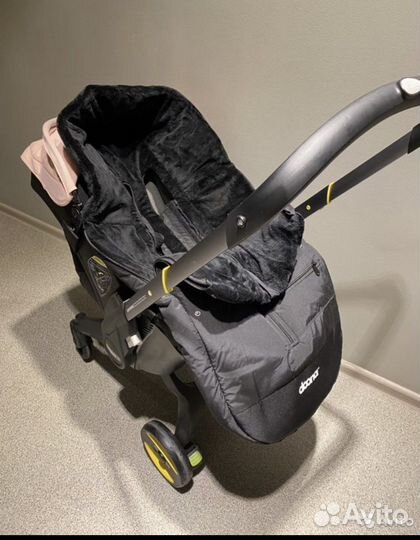 Коляска автолюлька Doona
