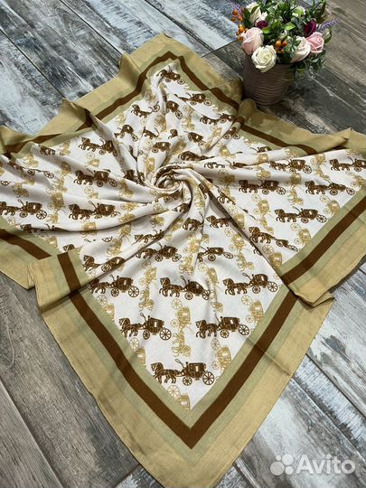 Кашемировый платок шаль Coach бежевый мягкий