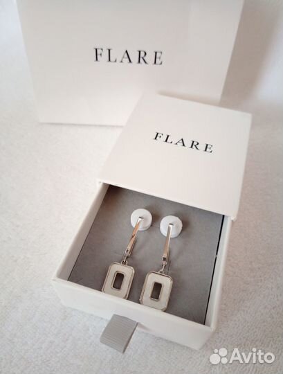 Новые дизайнерские серьги-пуссеты с перламутром