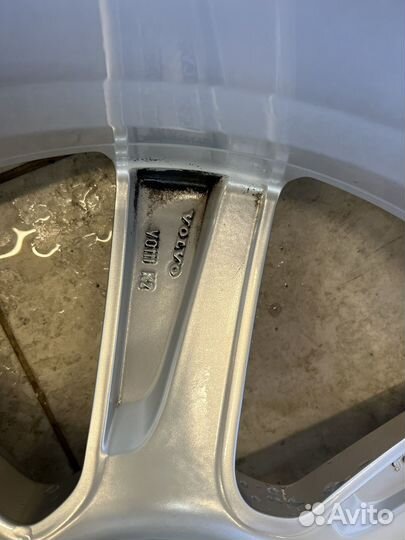 R19 Pirelli Scorpion Verde 235/55, PCD 5x108 DIA 63.4