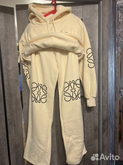 Костюм тройка женский 46