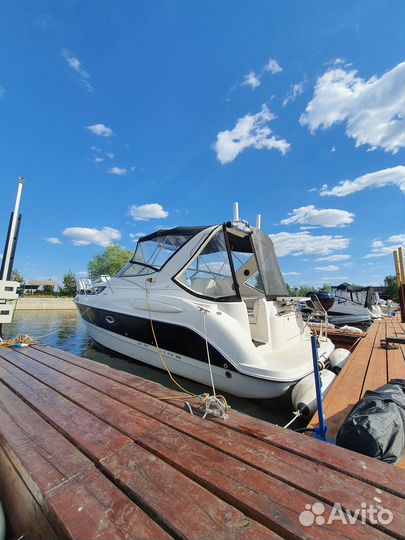 Яхта Bayliner 305