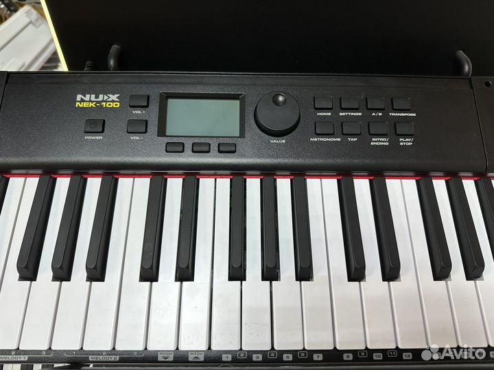 Синтезатор Nux NEK-100