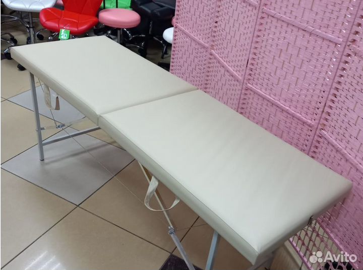 Массажная кушетка