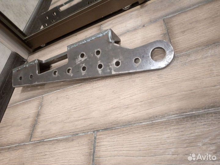 Буксировочные крюки задние соболь 4x4, газель