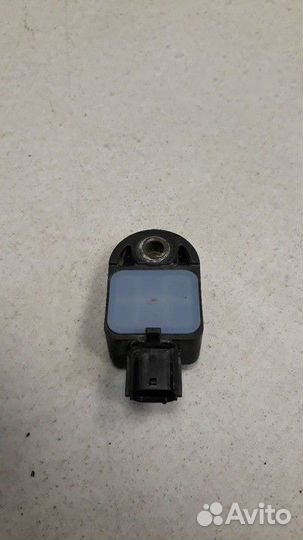 Датчик airbag Toyota RAV4