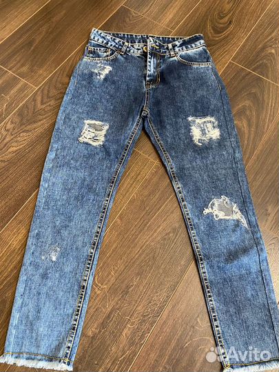 Джинсы женские